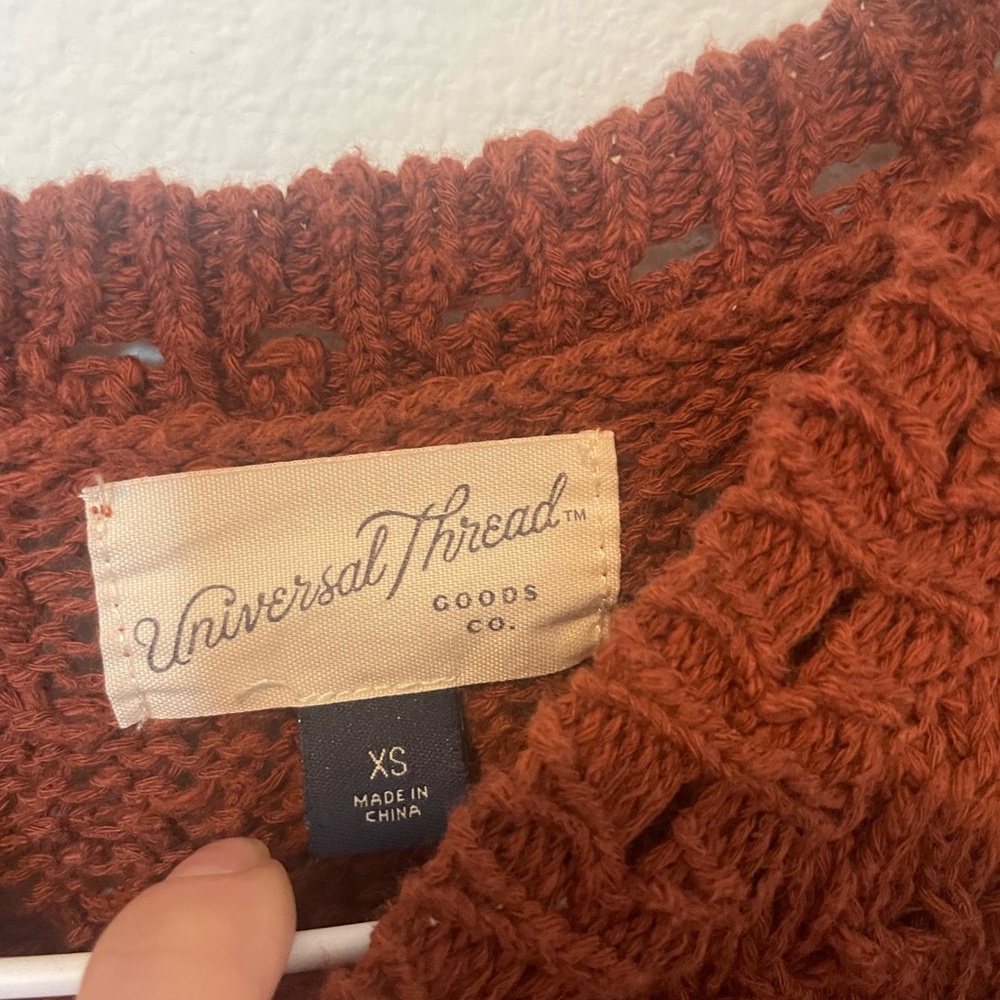 Universal Thread Rust Knit Top - Picture 3 of 3